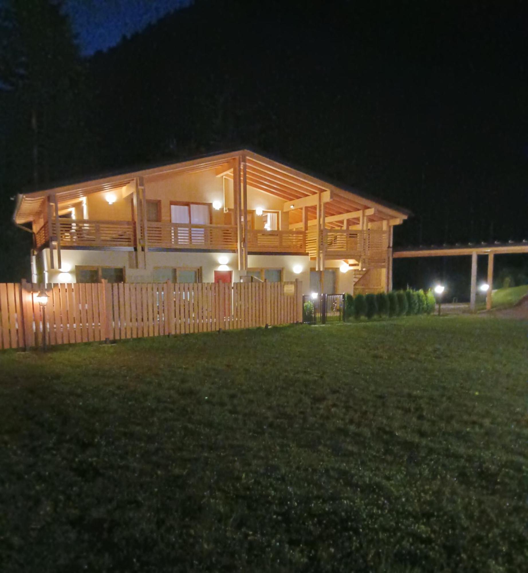 Вилла Chalet Relax Molveno E Andalo Dolomiti Экстерьер фото